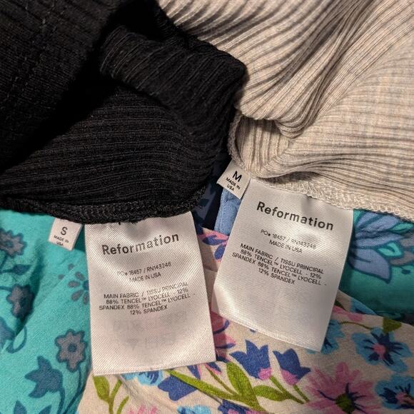 Reformation Fitted Sleeveless Mini Dress in Gray - Picture 5 of 5